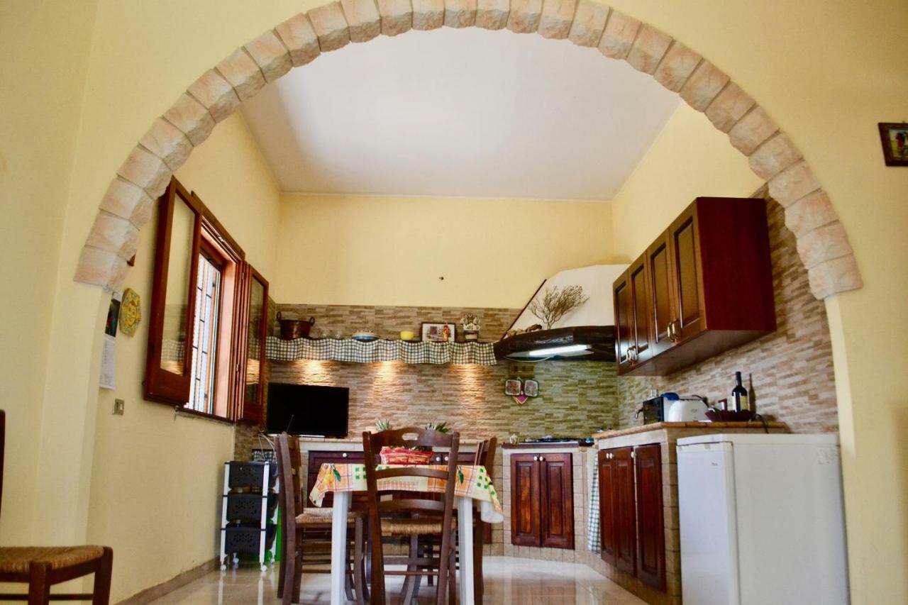 Villa Rosa - Ai Piedi Dell'Etna Бруколи Экстерьер фото